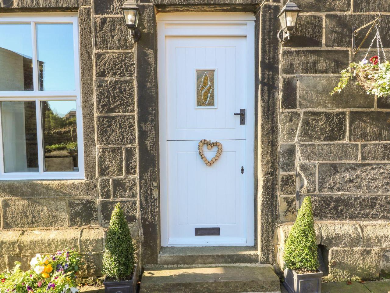 The Cottage, Beeston Hall Sowerby Bridge Exterior foto